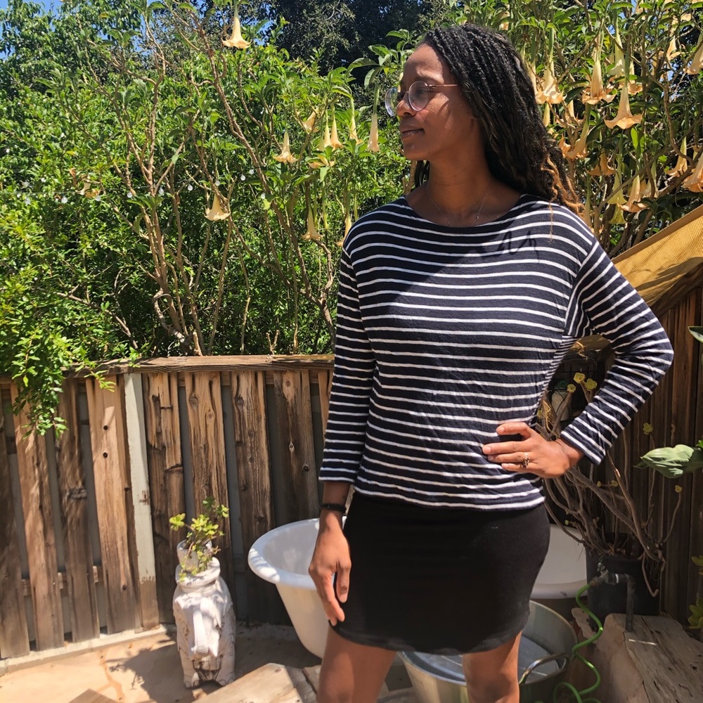 Closed Knit Sweater Sz S